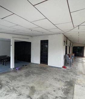 Kampung Mergong Indah Ski Chalet | Malaika Homestay