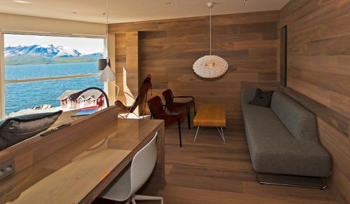 Knapplund Resort | Malangen Resort