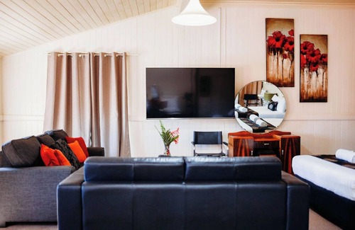 Maleny Hotel | Maleny Hotel