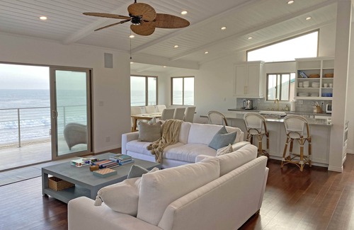 Western Malibu House | Malibu Beach House on the Sand!