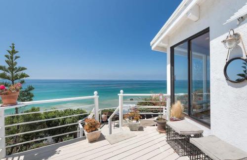 Western Malibu House | Malibu Villa with Beach Access and Ocean View
