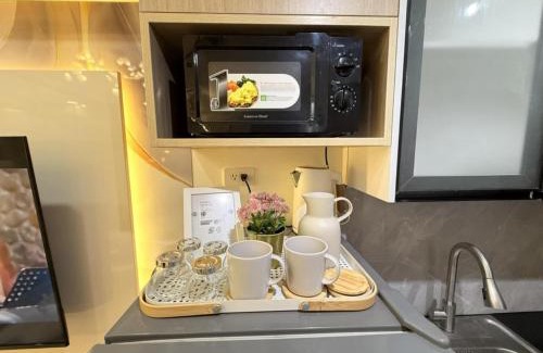 Barangay 76 Apartment | Mall of Asia Casa de Lune at Shore 2