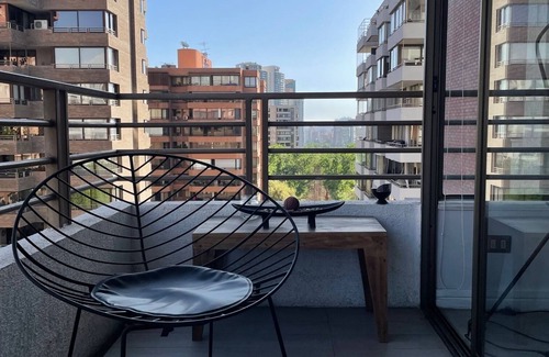 Vitacura Apartment | Mall Parque Arauco. Piscina Temperada + King Bed