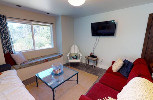 Seal Rock House | Mallard House