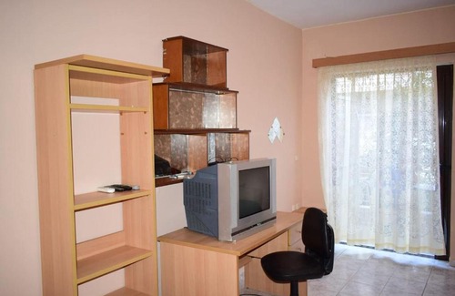 Nea Artaki Apartment | Mallia's Family 3 min walking from sea 1 min fr center (1)