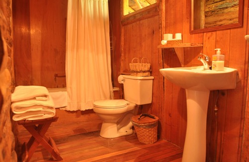 Luis Soto Hotel | Mallin Colorado Ecolodge