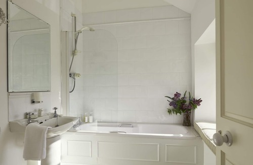 Longueville Cottage | Mallow's most Stylish Self Catering Home in the heart of a 400 acre estate