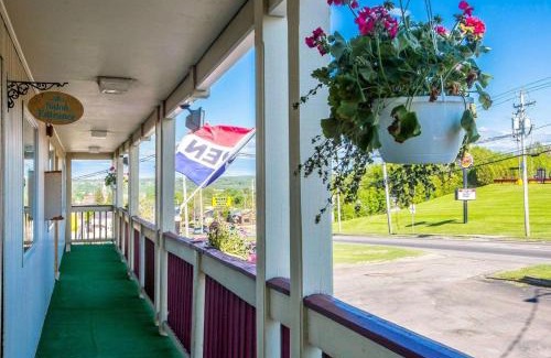 Whippleville Hotel | Malone Inn
