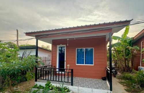 Koh Rong Hostel | Maloop Cafe Bungalow