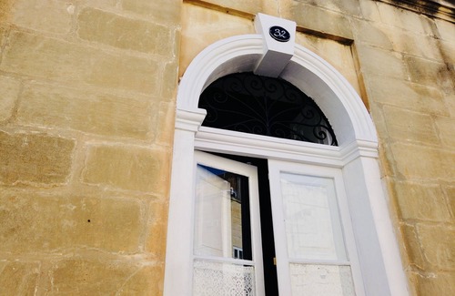 Mosta Apartment | Malta Luxe Guest Suite Central Malta