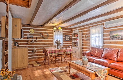 Medora Cabin | 'Maltese Ranch Cabin' Near Medora Attractions!