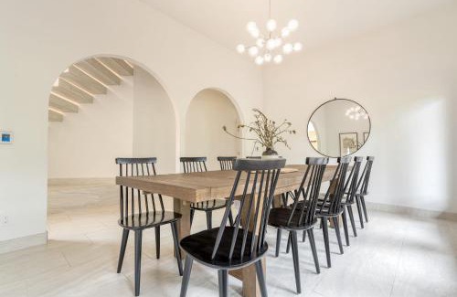 Santa Rosa House | Malvasia by AvantStay Luxe Wine Country Retreat
