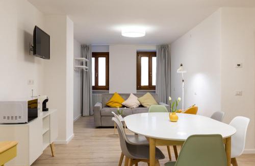Riva del Garda Apartment | MAMA Apartments