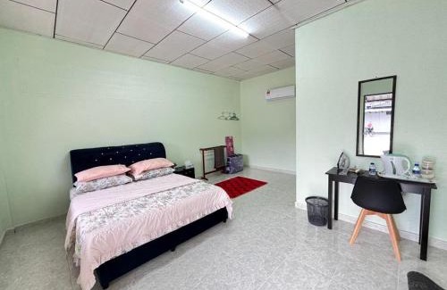 Kampong Raja House | MamaDa Roomstay