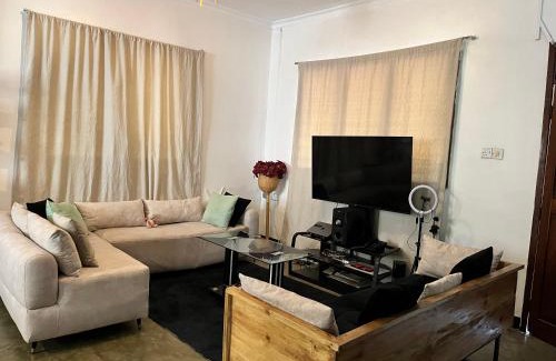 Mwanza House | Mambo & Jambo Homestay