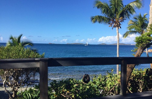 Hart Bay House | Mampoo Hill- a Beachfront House 20 Yards from the Ocean with optional Jeep