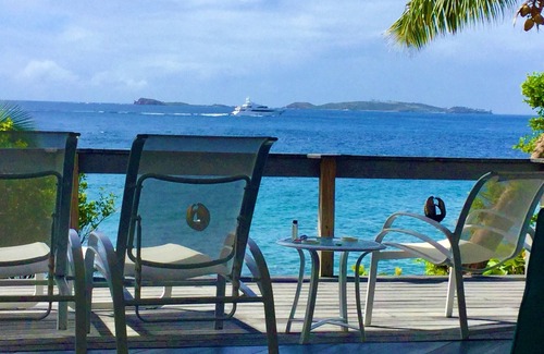 Hart Bay House | Mampoo Hill- a Beachfront House 20 Yards from the Ocean with optional Jeep