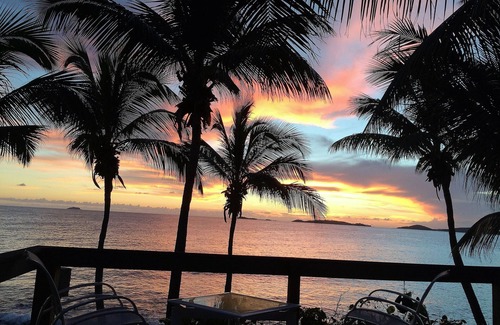 Hart Bay House | Mampoo Hill- a Beachfront House 20 Yards from the Ocean with optional Jeep
