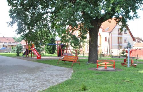 Hajduboszormeny Bed & Breakfast | MAMRE Szálló
