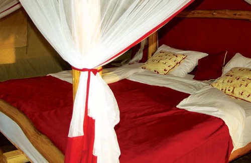 Tsavo Cabin | Man Eaters Lodge