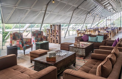 Desuri Hotel | Mana Hotel