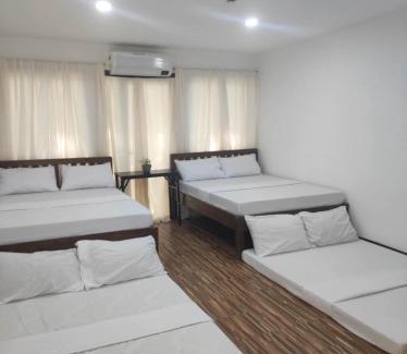 Cardona Hotel | Manalo Resort Hotel