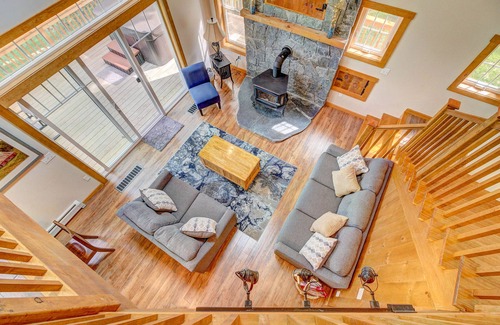 Sunderland House | Manchester, Mt Equinox Views, Hot Tub, Horse-show,golf,skiing,hiking,fishing