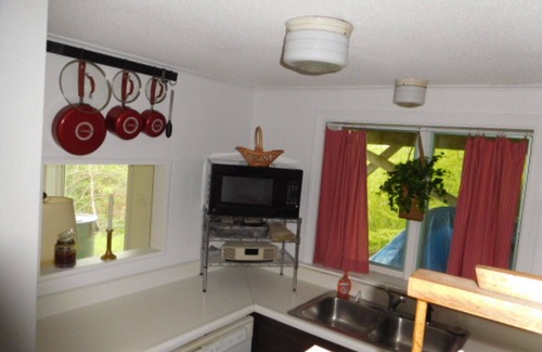 Stratton and Bromley Ski Areas Apartment | Manchester VT Private - Charming 1 Bedroom Apartment