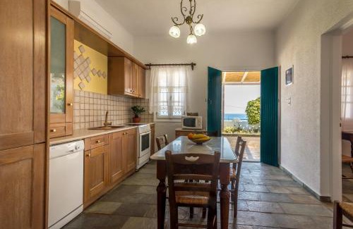 Mandrakia House | Mandrakia Bliss House