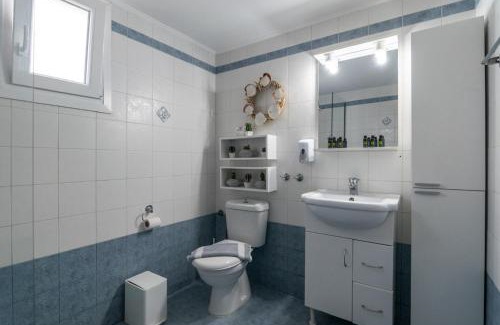 Mandrakia Apartment | Mandrakia house