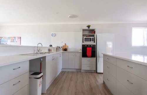 Wannanup House | Mandurah Island Retreat