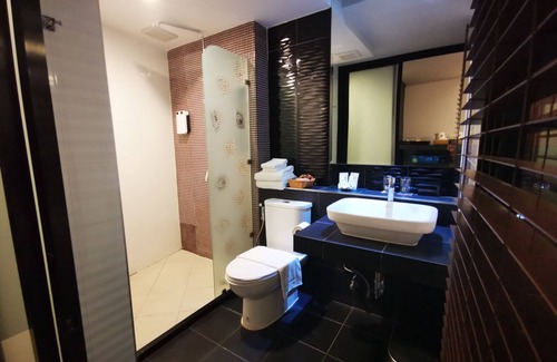 Khlang Hotel | Mandy Nok Hotel