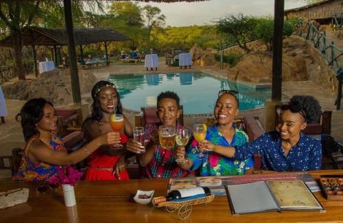 Tsavo Cabin | Maneaters