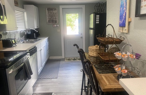 Lake Worth House | Mango Beach Retreat