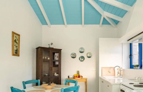 Riglia Villa | MANI HOLIDAY HOUSE. Pet Friendly!