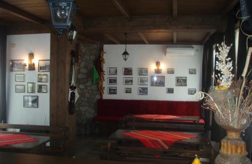 Kalofer House | Mania Guest House