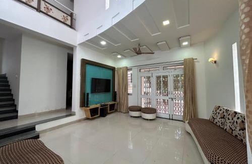 Nashik House | Manjul Bungalow