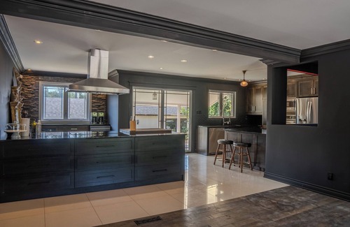 Chateauguay House | Manoir Blackswan