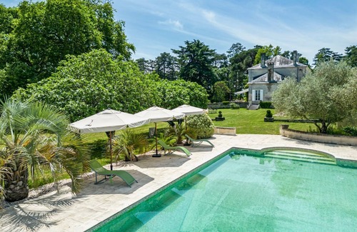 Javrezac Villa | Manoir Colombard - Six Bedroom Villa, Sleeps 12