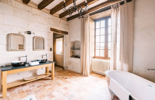 Blaison-Gohier Bed & Breakfast | Manoir de Jouralem