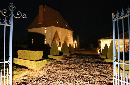 Saint-Bonnet-de-Cray Bed & Breakfast | Manoir de Malfarat