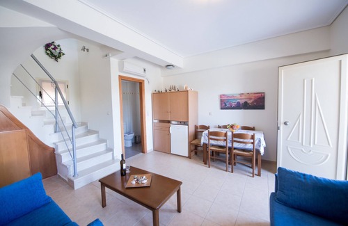 Stoupa Apartment | Manoleas Villas - Apartment 4