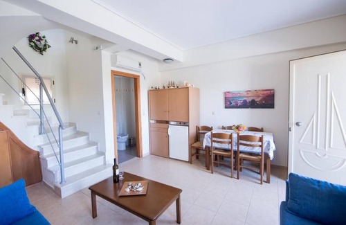 Stoupa Apartment | Manoleas Villas - Apartment 8