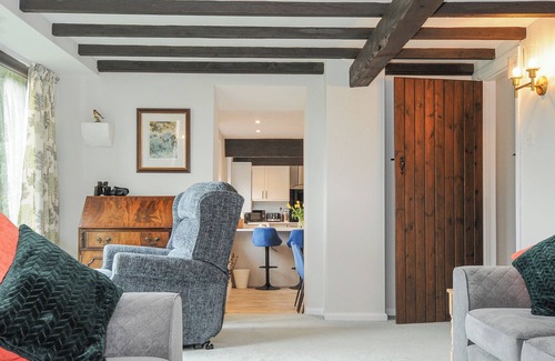 St Mellion Cottage | MANOR BARN, pet friendly, country holiday cottage in Saltash