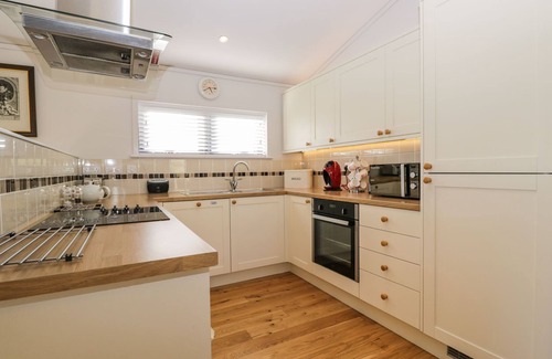 Bowerchalke Cottage | MANOR FARM LODGE, family friendly, with a garden in Bowerchalke