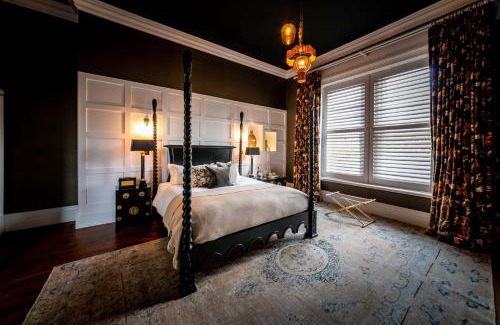 Ainley Top Hotel | Manor House Lindley