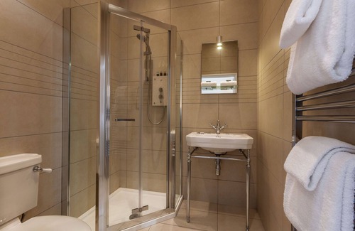 Llanybri House | Mansion House Llansteffan