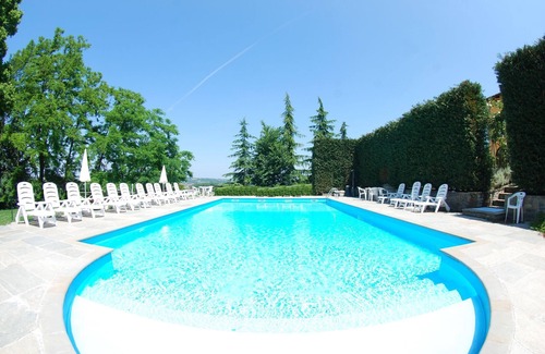 Nizza Monferrato Apartment | Mansion in Nizza Monferrato with Pool & Views