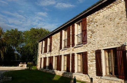 Pecy House | Mansion - Pécy