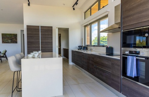 La Mivoie Apartment | Manta Cove - Penthouse by Horizon Holidays